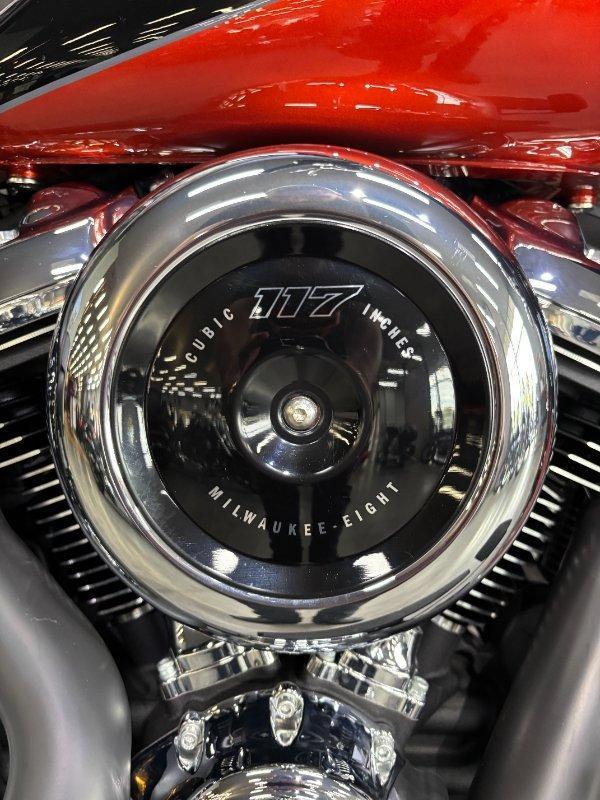 2025 HARLEY-DAVIDSON FLHC HERITAGE CLASSIC (117) CRUISER
