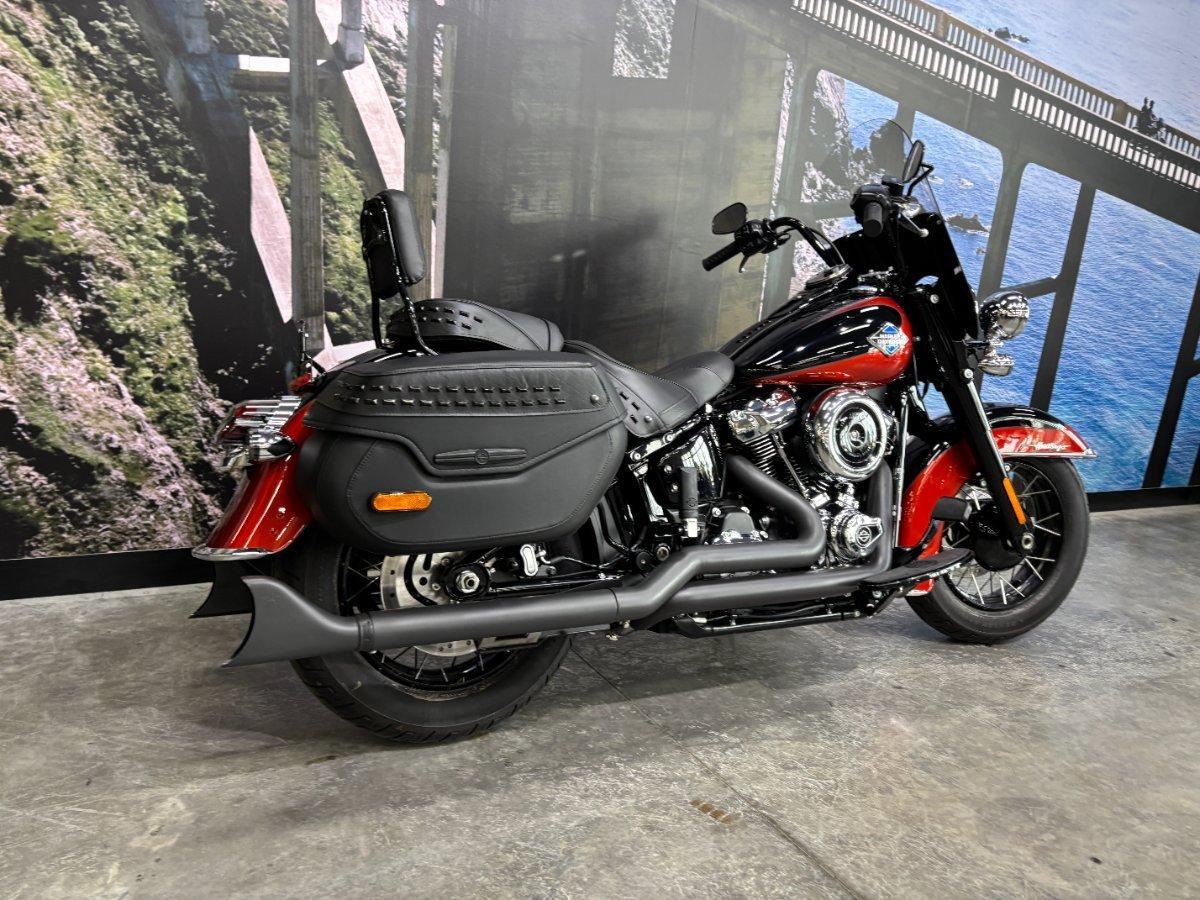 2025 HARLEY-DAVIDSON FLHC HERITAGE CLASSIC (117) CRUISER