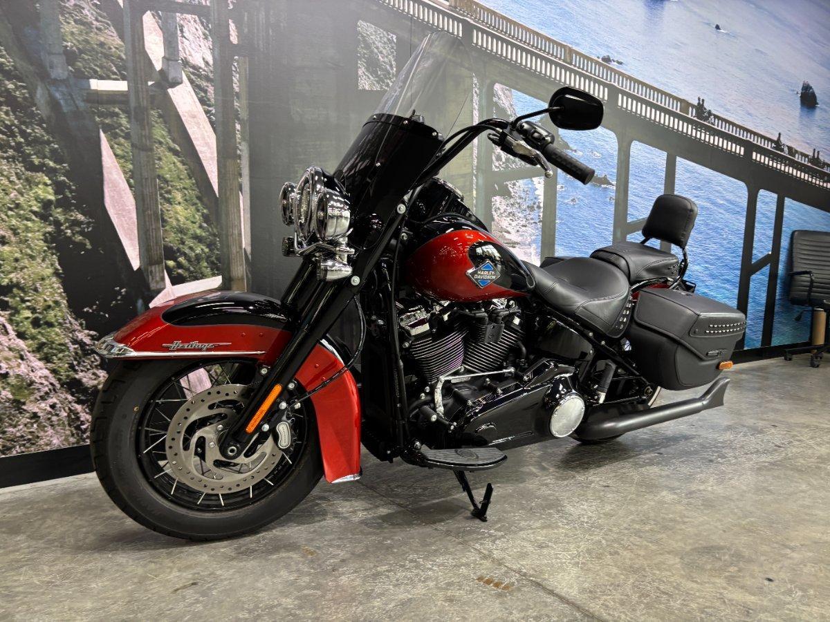 2025 HARLEY-DAVIDSON FLHC HERITAGE CLASSIC (117) CRUISER