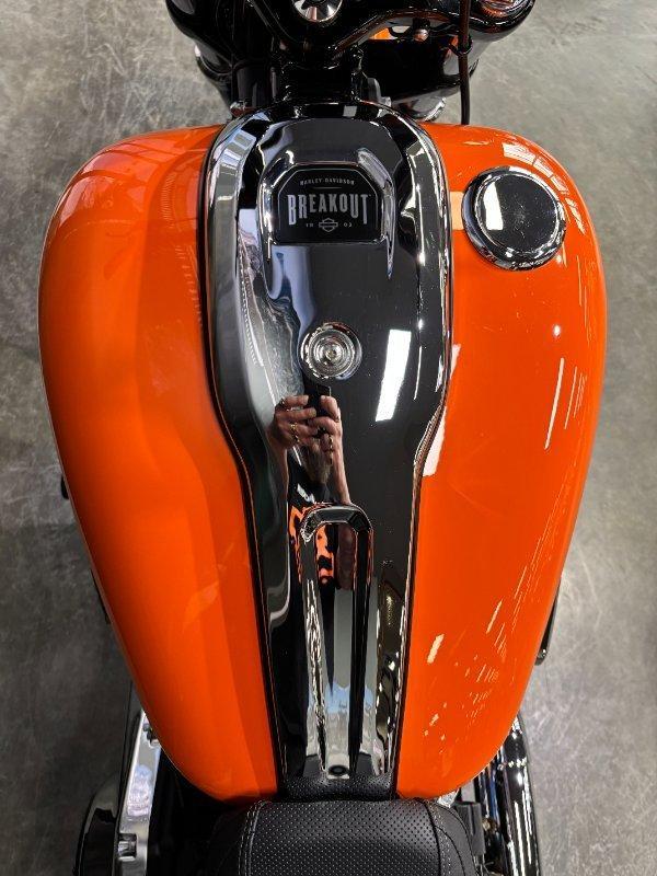 2023 HARLEY-DAVIDSON FXBR BREAKOUT (117) CRUISER