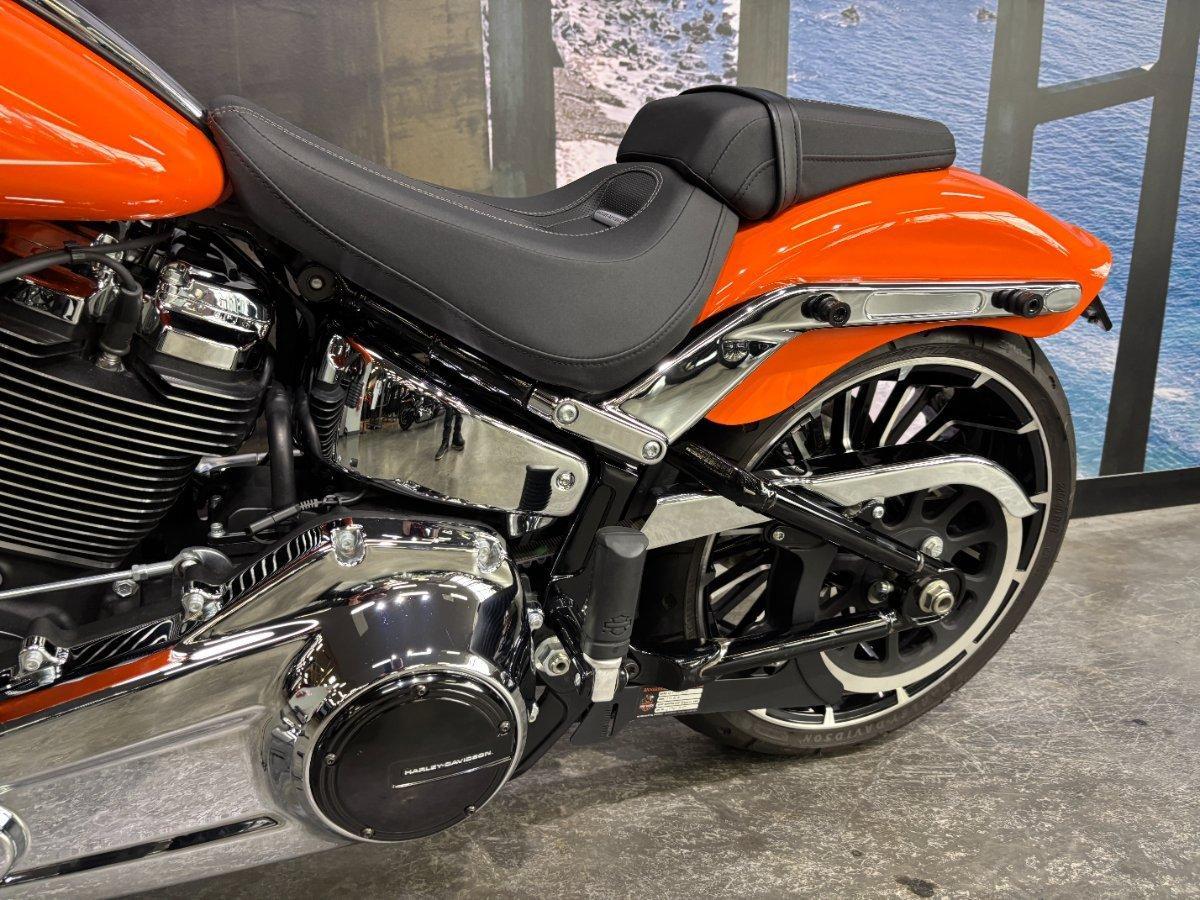 2023 HARLEY-DAVIDSON FXBR BREAKOUT (117) CRUISER