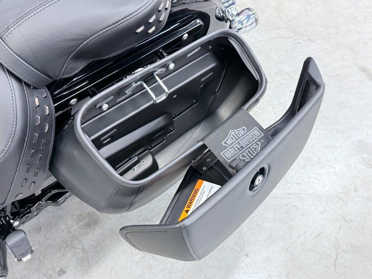 2026 HARLEY-DAVIDSON FLHC HERITAGE CLASSIC (117) CRUISER