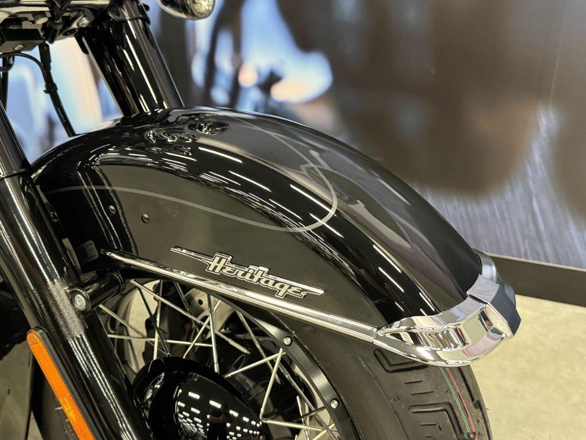 2026 HARLEY-DAVIDSON FLHC HERITAGE CLASSIC (117) CRUISER