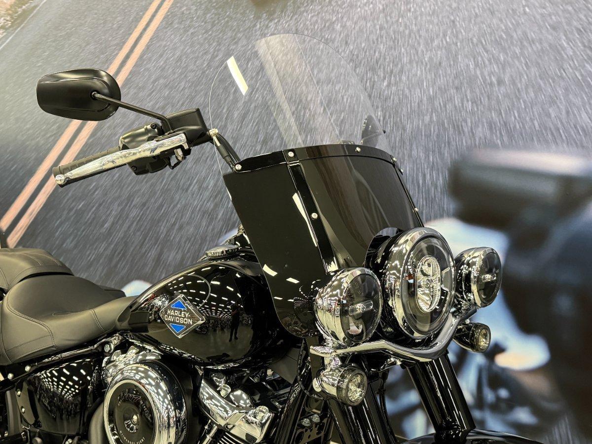 2026 HARLEY-DAVIDSON FLHC HERITAGE CLASSIC (117) CRUISER