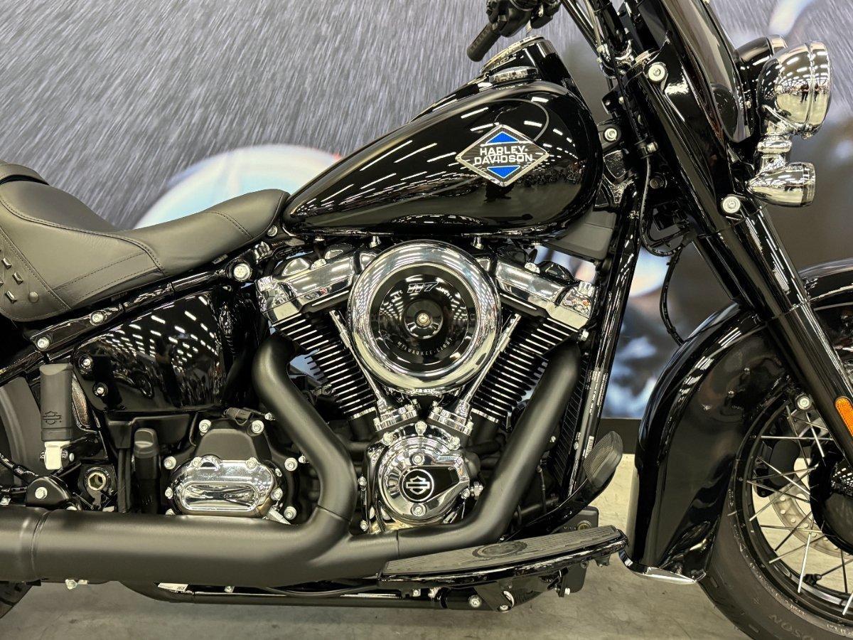 2026 HARLEY-DAVIDSON FLHC HERITAGE CLASSIC (117) CRUISER