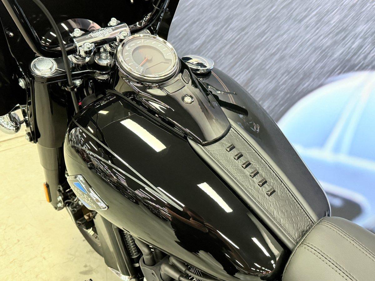 2026 HARLEY-DAVIDSON FLHC HERITAGE CLASSIC (117) CRUISER