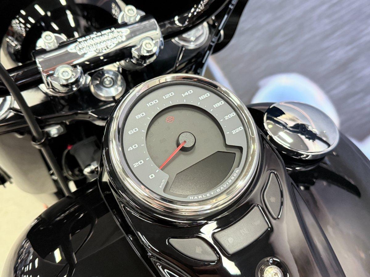 2026 HARLEY-DAVIDSON FLHC HERITAGE CLASSIC (117) CRUISER