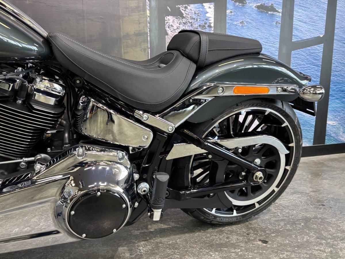 2026 HARLEY-DAVIDSON FXBR BREAKOUT (117) CRUISER