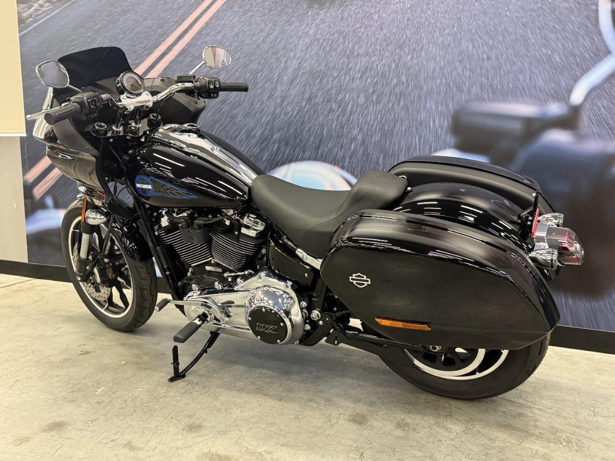 2026 HARLEY-DAVIDSON FXLRST LOW RIDER ST (117) CRUISER