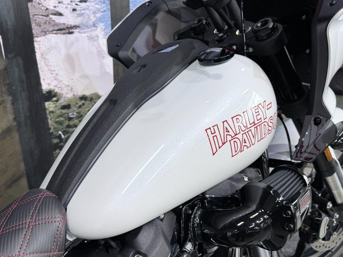 2026 HARLEY-DAVIDSON FXLRST LOW RIDER ST (117) CRUISER
