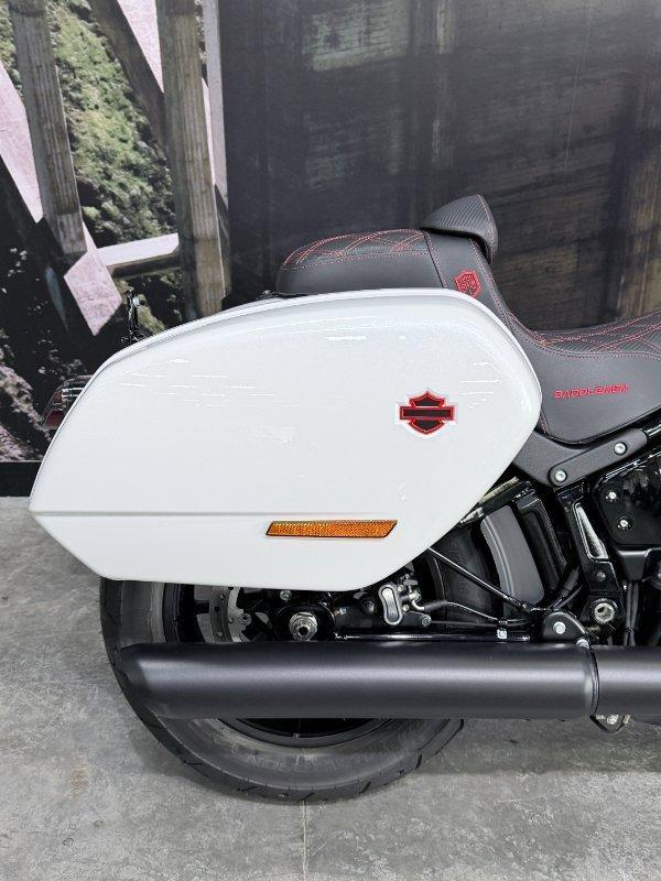 2026 HARLEY-DAVIDSON FXLRST LOW RIDER ST (117) CRUISER