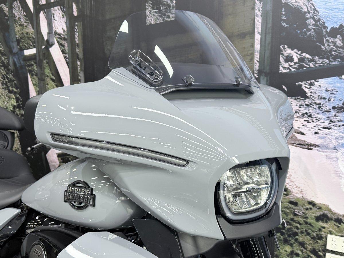 2026 HARLEY-DAVIDSON FLHXL STREET GLIDE LIMITED 117 CRUISER