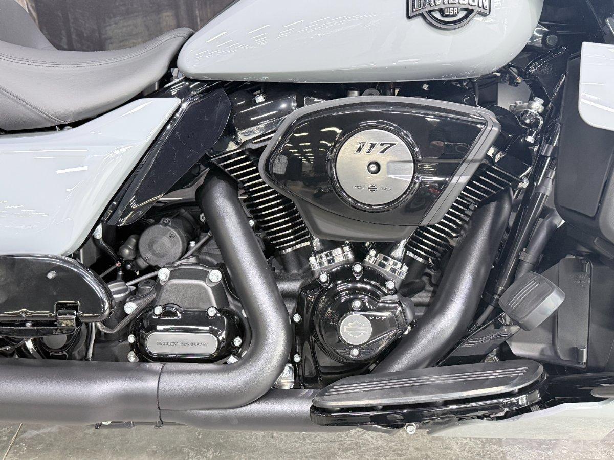2026 HARLEY-DAVIDSON FLHXL STREET GLIDE LIMITED 117 CRUISER