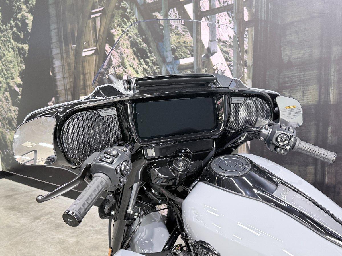 2026 HARLEY-DAVIDSON FLHXL STREET GLIDE LIMITED 117 CRUISER