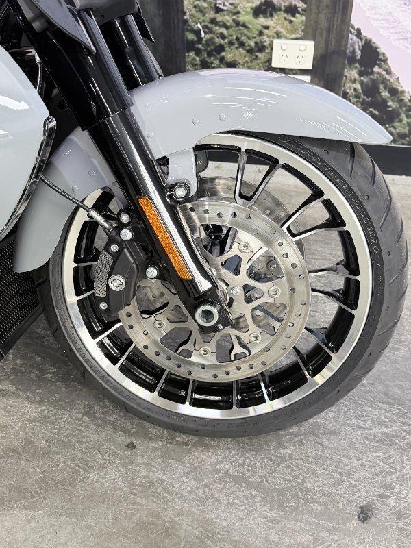2026 HARLEY-DAVIDSON FLHXL STREET GLIDE LIMITED 117 CRUISER