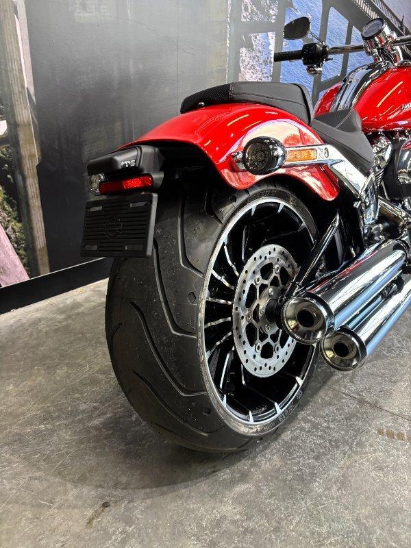 2026 HARLEY-DAVIDSON FXBR BREAKOUT (117) CRUISER