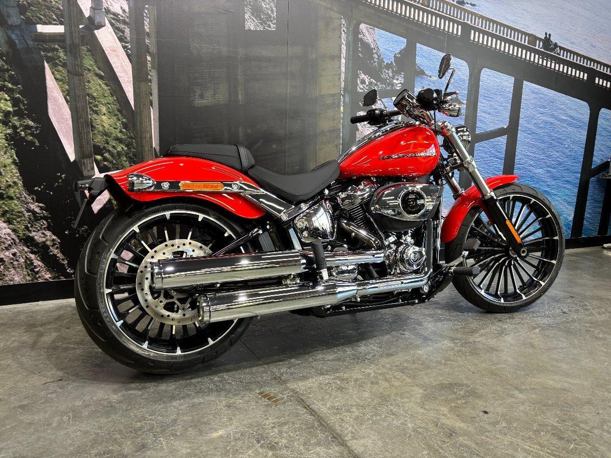 2026 HARLEY-DAVIDSON FXBR BREAKOUT (117) CRUISER