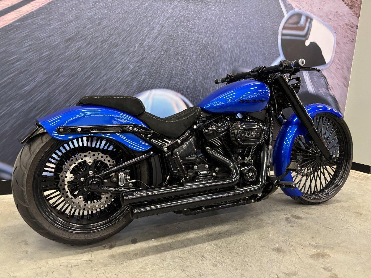2019 HARLEY-DAVIDSON FXBRS BREAKOUT (114) CRUISER
