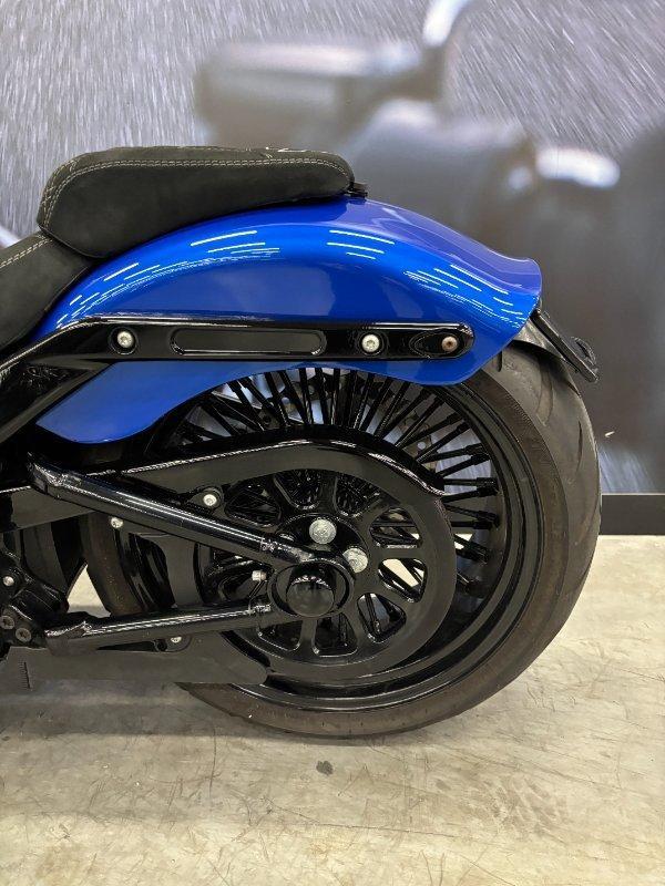 2019 HARLEY-DAVIDSON FXBRS BREAKOUT (114) CRUISER