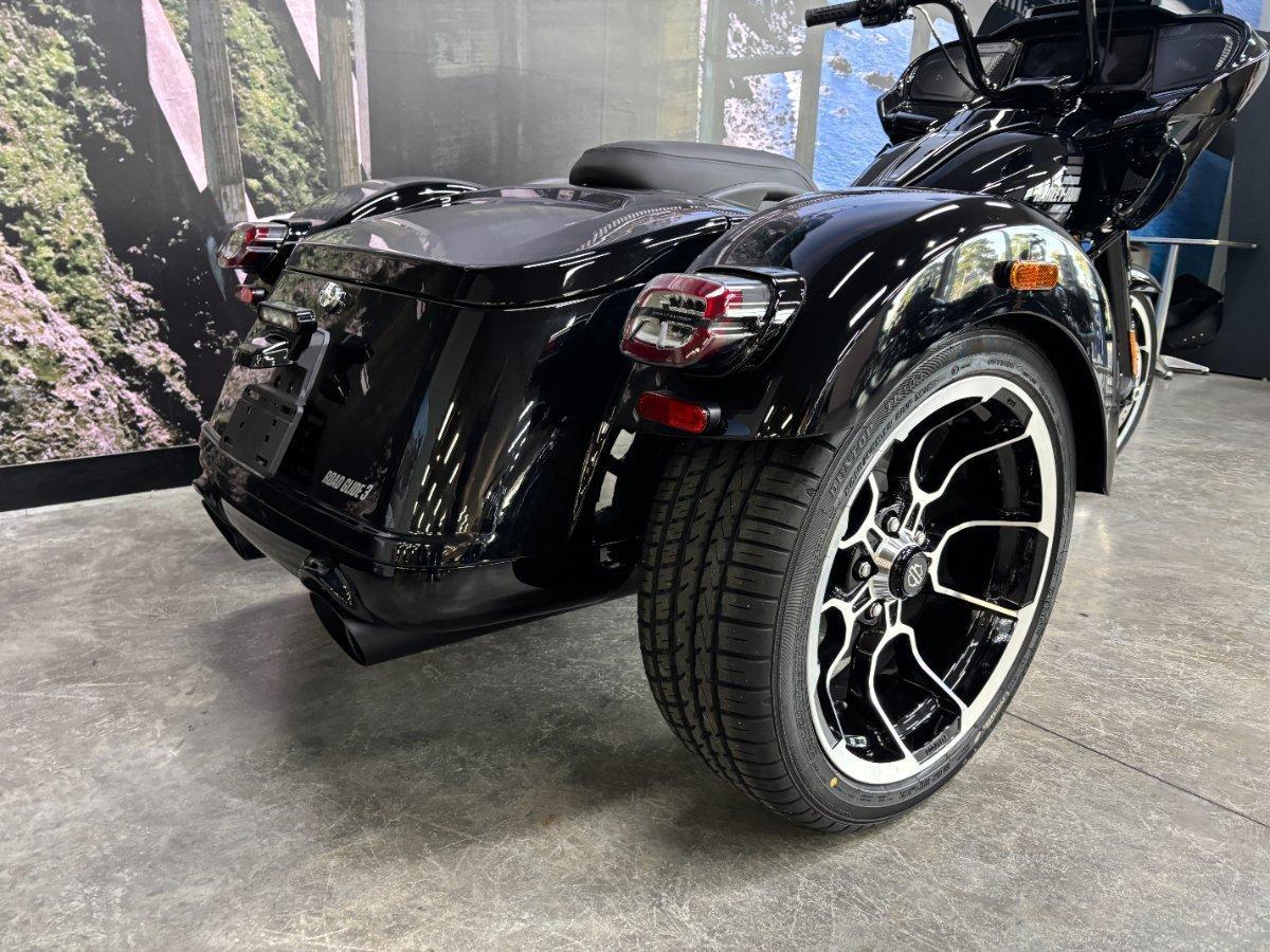 2026 HARLEY-DAVIDSON FLTRT ROAD GLIDE 3 TOURER