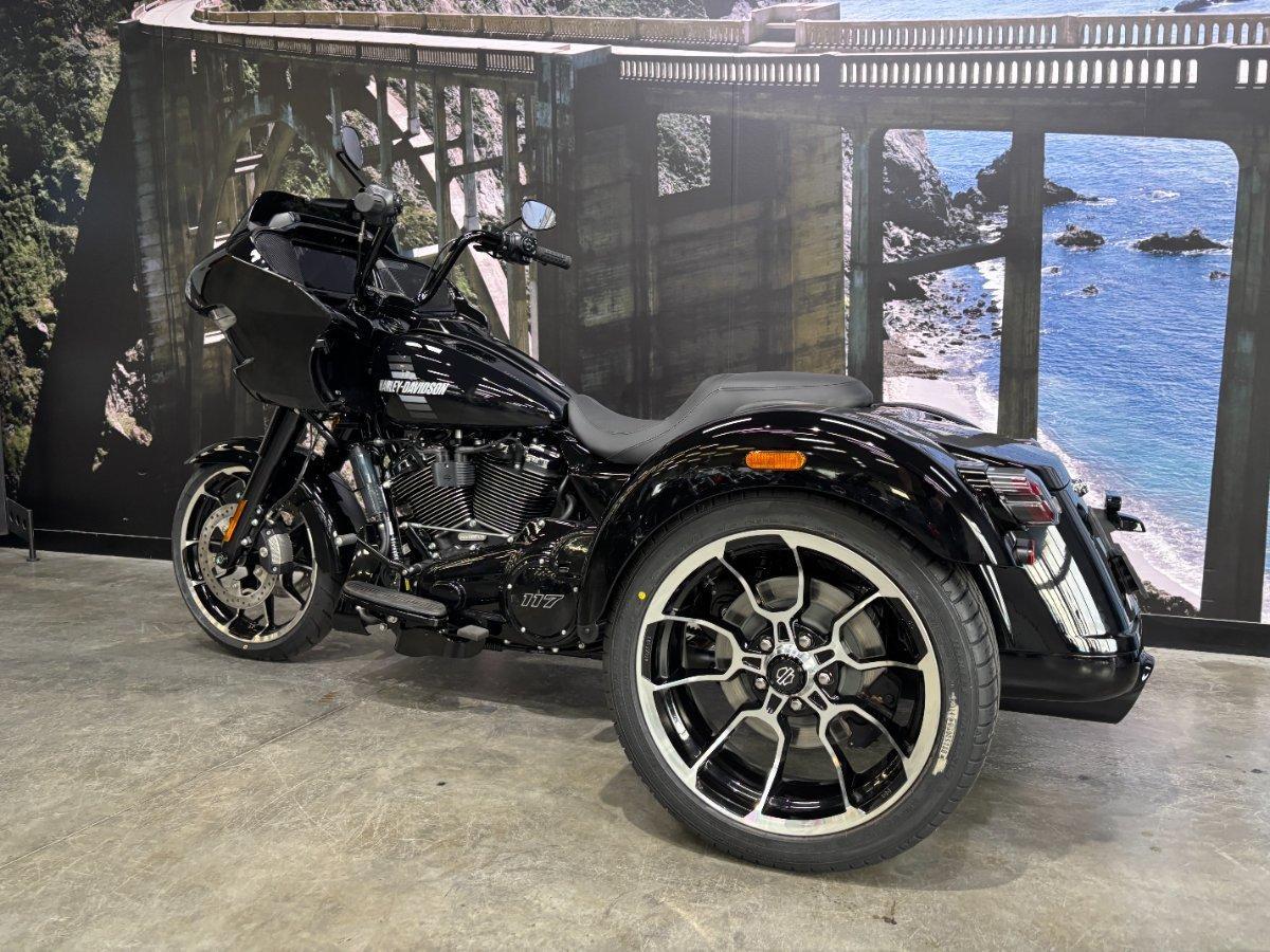 2026 HARLEY-DAVIDSON FLTRT ROAD GLIDE 3 TOURER