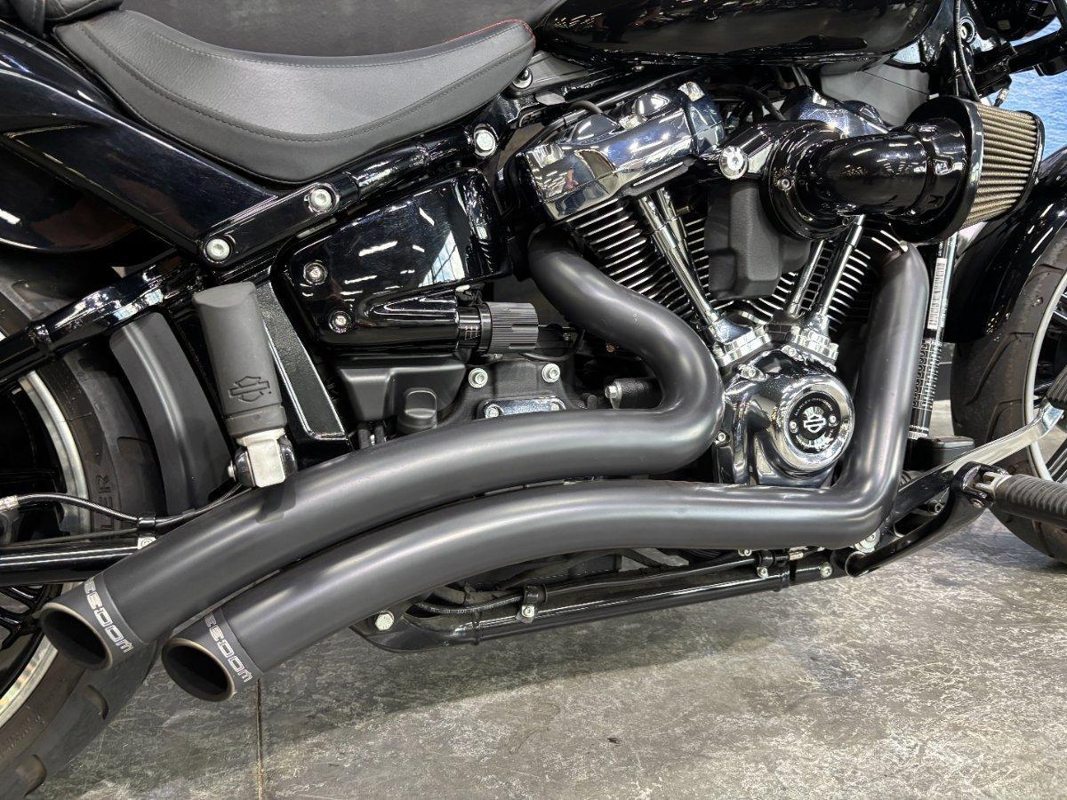 2018 HARLEY-DAVIDSON FXBR BREAKOUT CRUISER