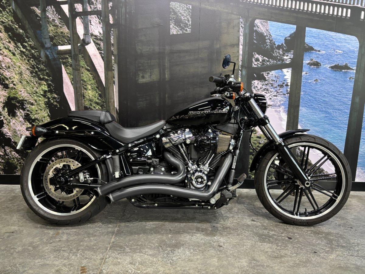 2018 HARLEY-DAVIDSON FXBR BREAKOUT CRUISER