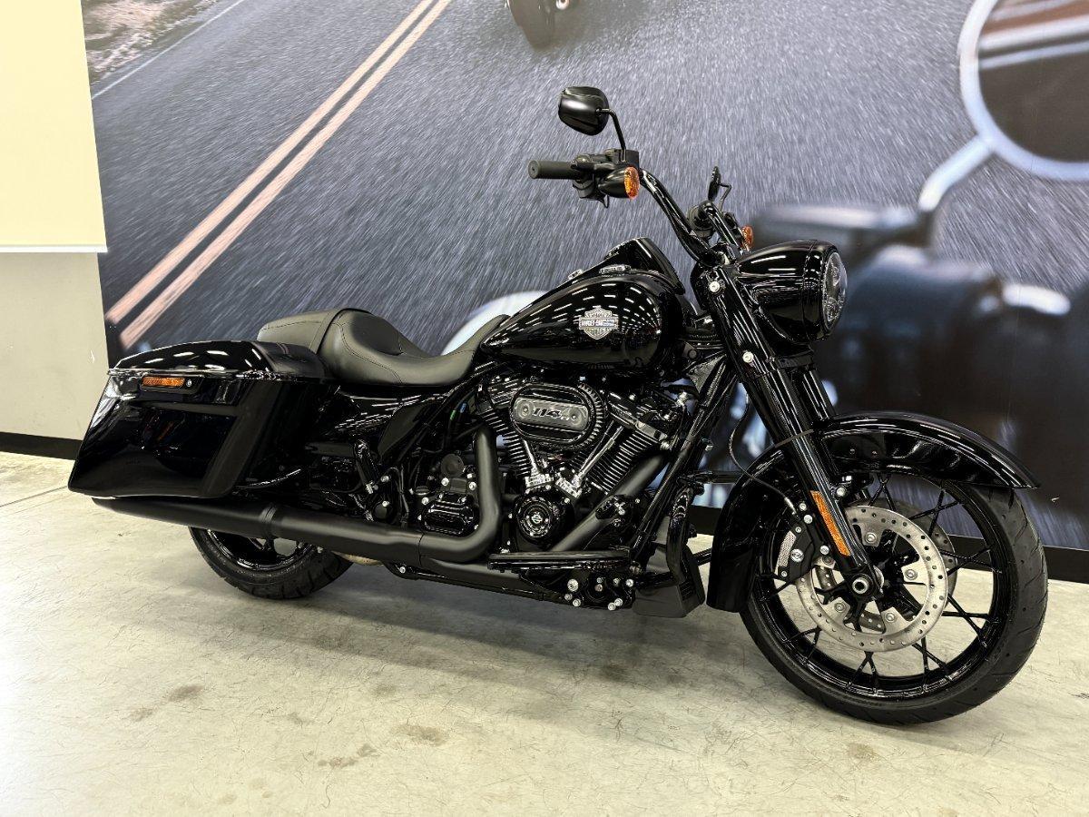 2025 HARLEY-DAVIDSON FLHRXS ROAD KING SPECIAL CRUISER