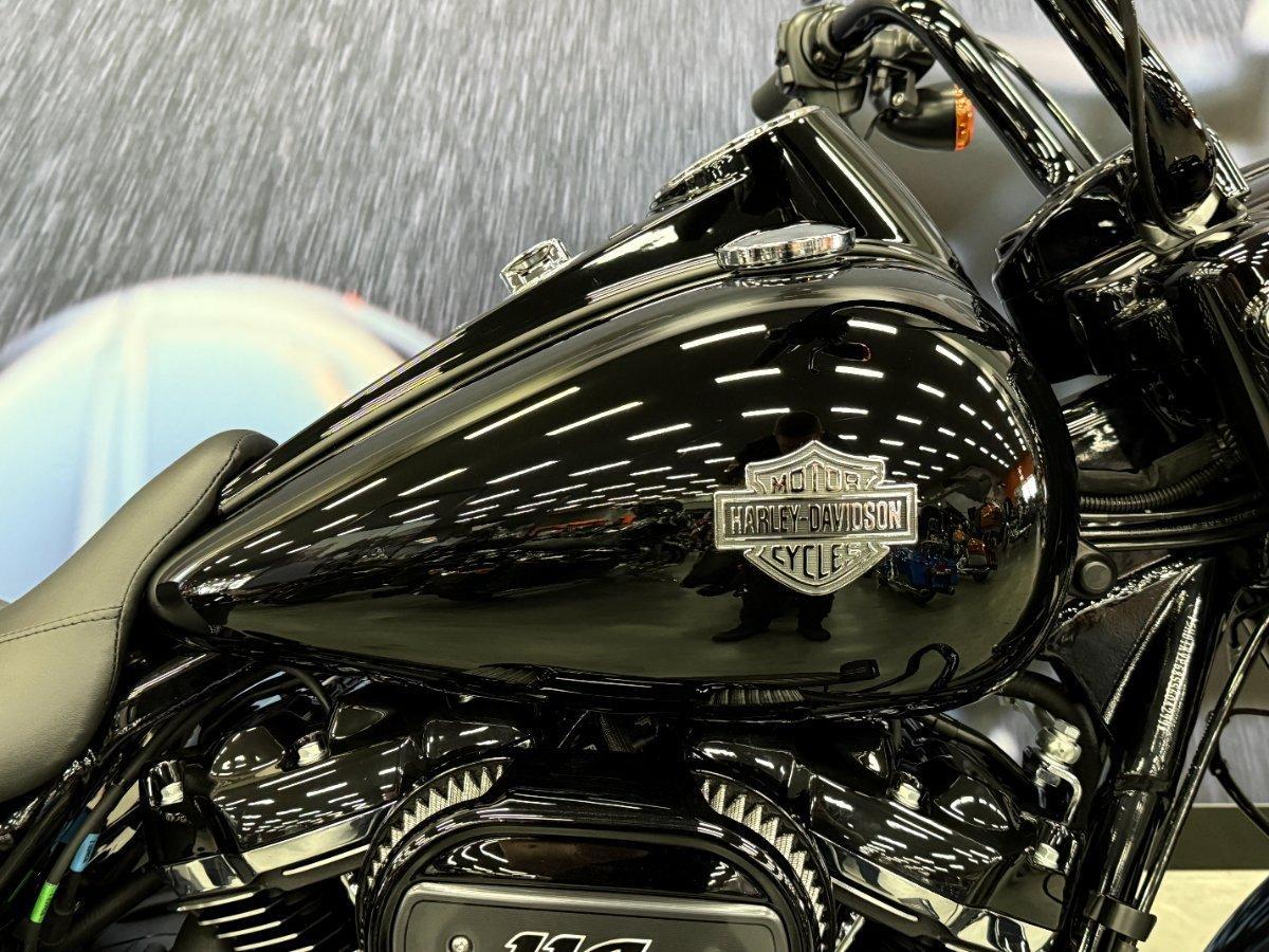 2025 HARLEY-DAVIDSON FLHRXS ROAD KING SPECIAL CRUISER