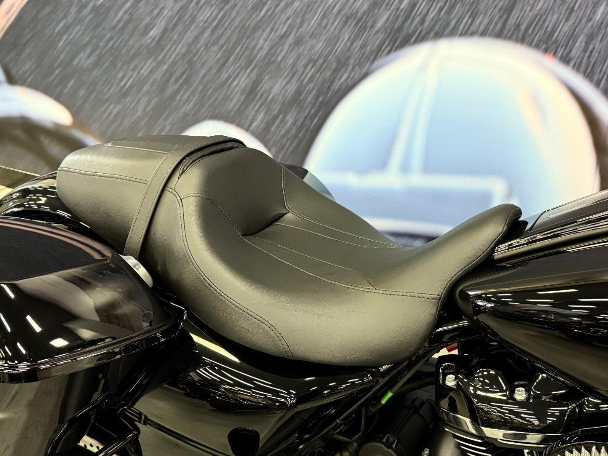 2025 HARLEY-DAVIDSON FLHRXS ROAD KING SPECIAL CRUISER
