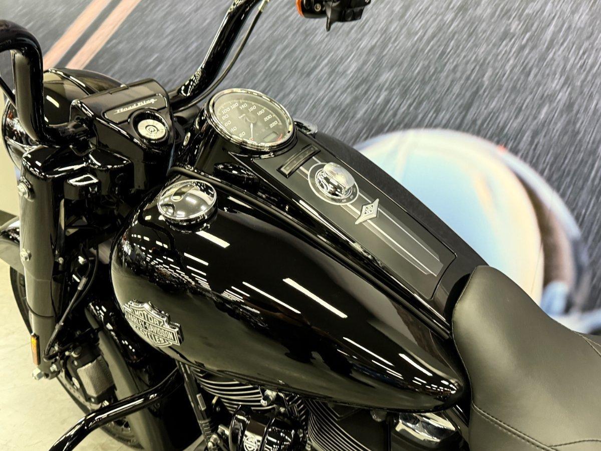 2025 HARLEY-DAVIDSON FLHRXS ROAD KING SPECIAL CRUISER