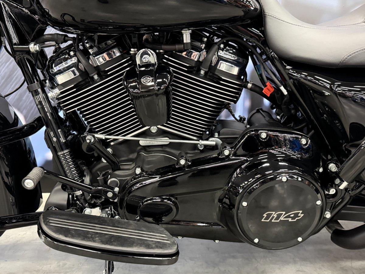 2025 HARLEY-DAVIDSON FLHRXS ROAD KING SPECIAL CRUISER