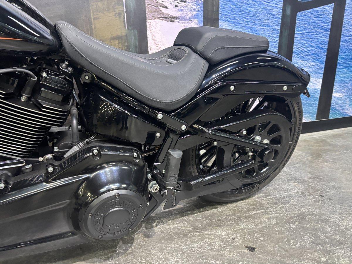 2024 HARLEY-DAVIDSON FXBR BREAKOUT (117) CRUISER