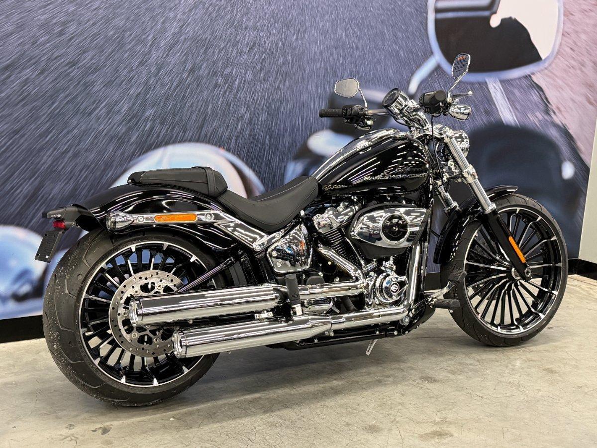 2025 HARLEY-DAVIDSON FXBR BREAKOUT (117) CRUISER