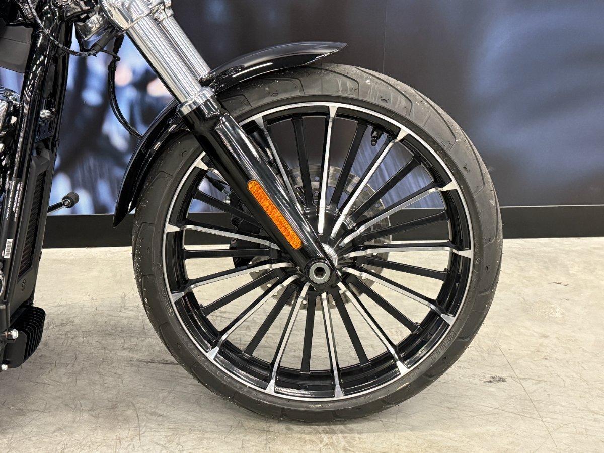 2025 HARLEY-DAVIDSON FXBR BREAKOUT (117) CRUISER