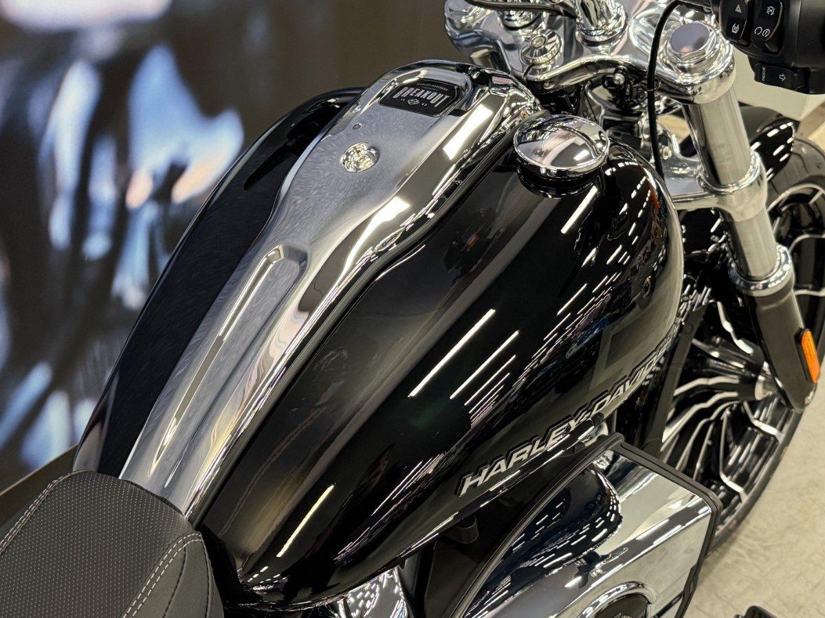 2025 HARLEY-DAVIDSON FXBR BREAKOUT (117) CRUISER