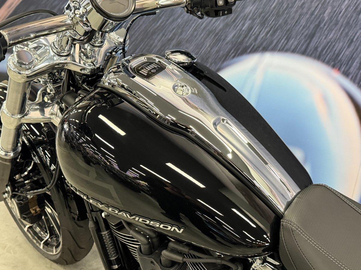 2025 HARLEY-DAVIDSON FXBR BREAKOUT (117) CRUISER