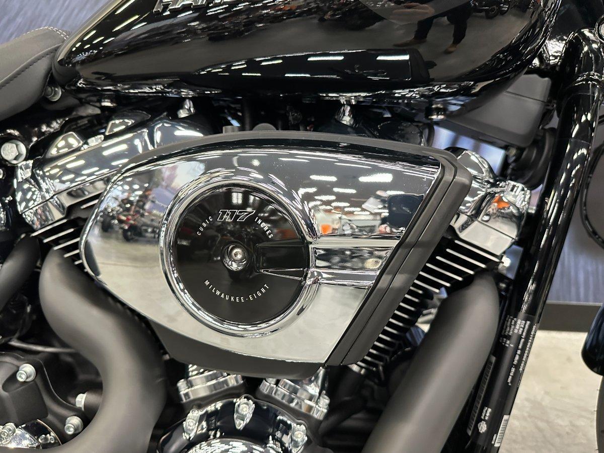2025 HARLEY-DAVIDSON FXBR BREAKOUT (117) CRUISER