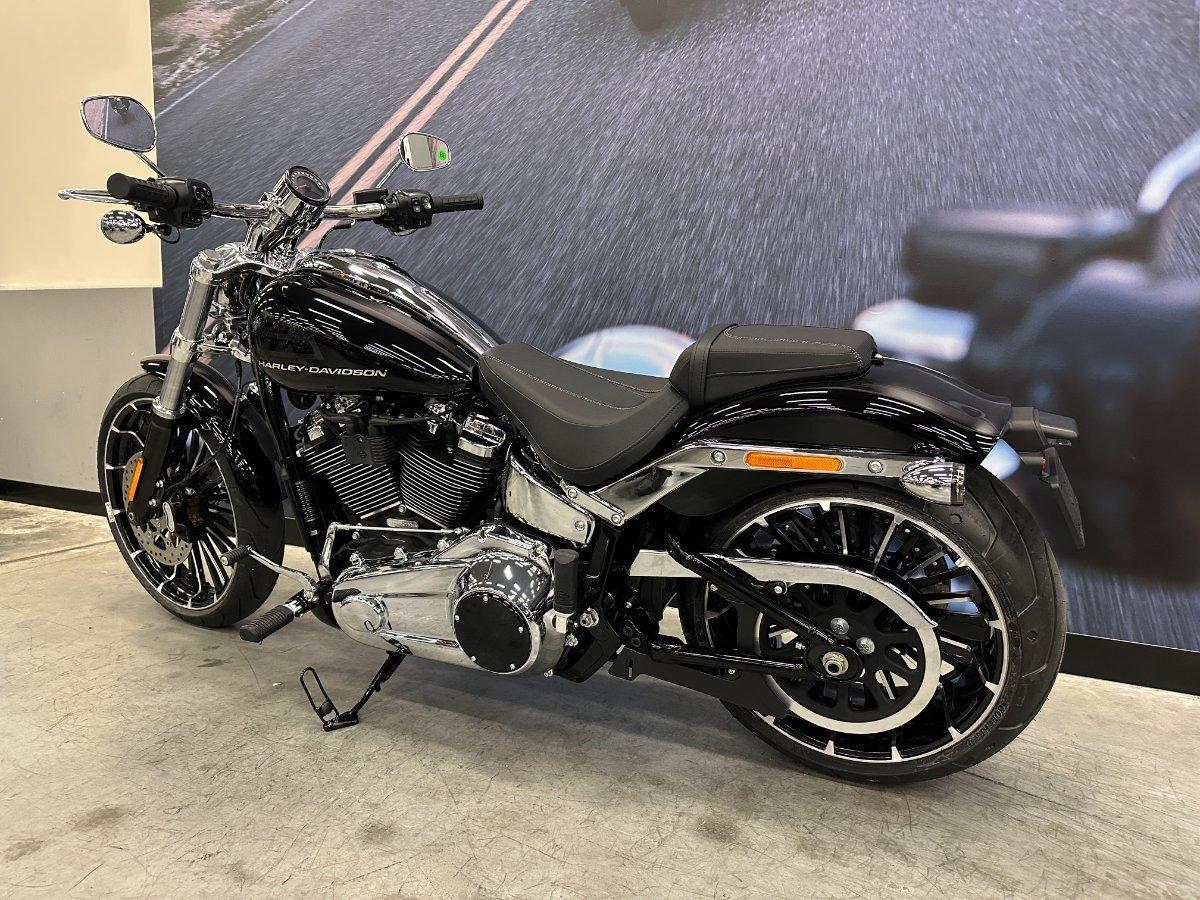 2025 HARLEY-DAVIDSON FXBR BREAKOUT (117) CRUISER