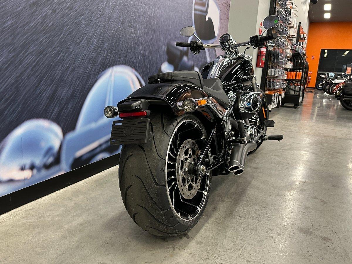 2025 HARLEY-DAVIDSON FXBR BREAKOUT (117) CRUISER