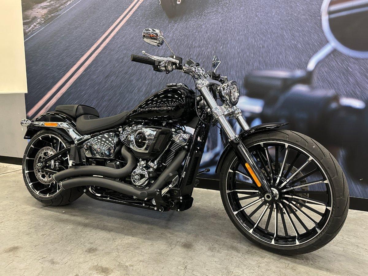 2025 HARLEY-DAVIDSON FXBR BREAKOUT (117) CRUISER
