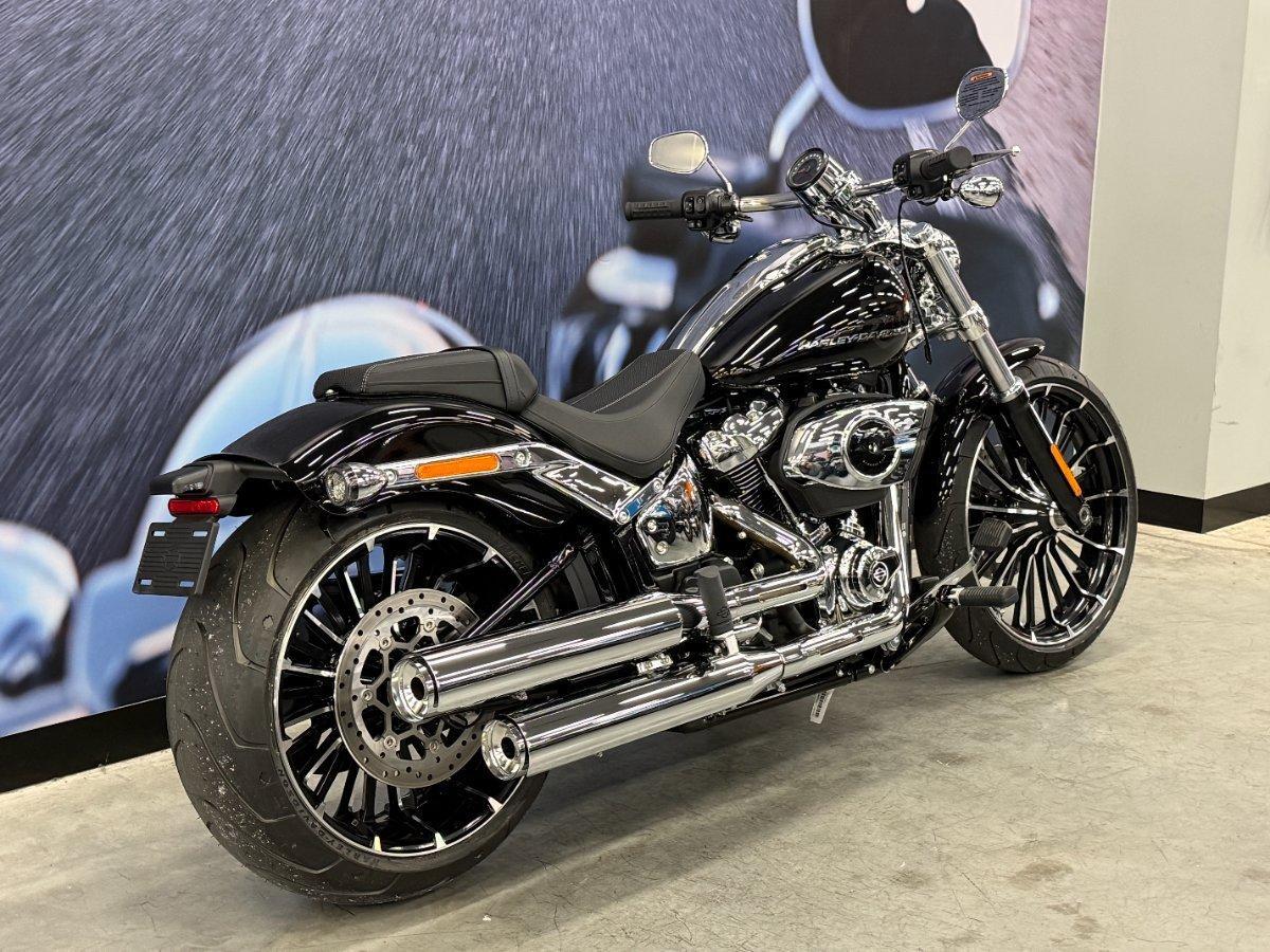 2025 HARLEY-DAVIDSON FXBR BREAKOUT (117) CRUISER