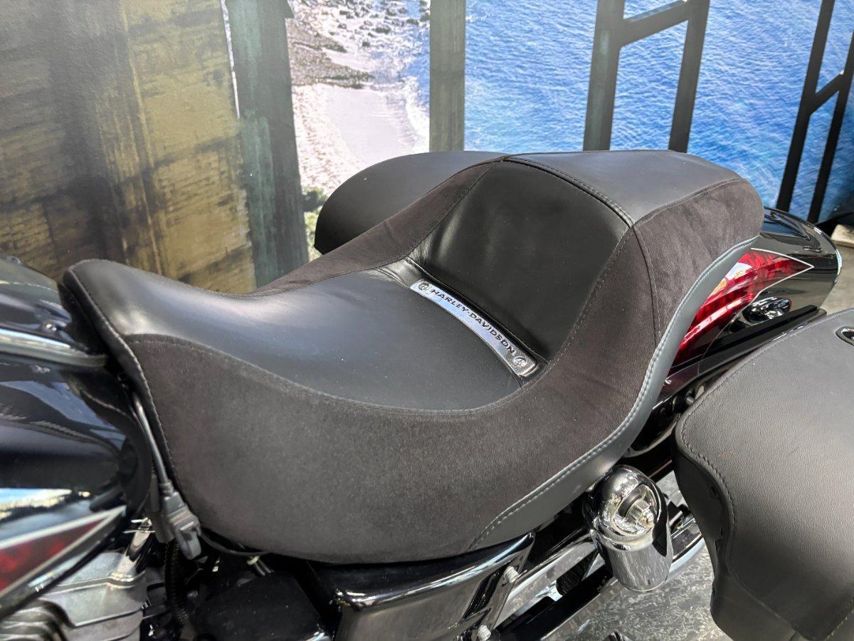 2009 HARLEY-DAVIDSON FXDFSE CVO DYNA FAT BOB CRUISER