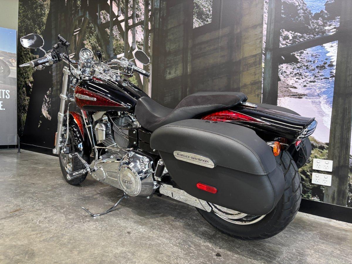 2009 HARLEY-DAVIDSON FXDFSE CVO DYNA FAT BOB CRUISER