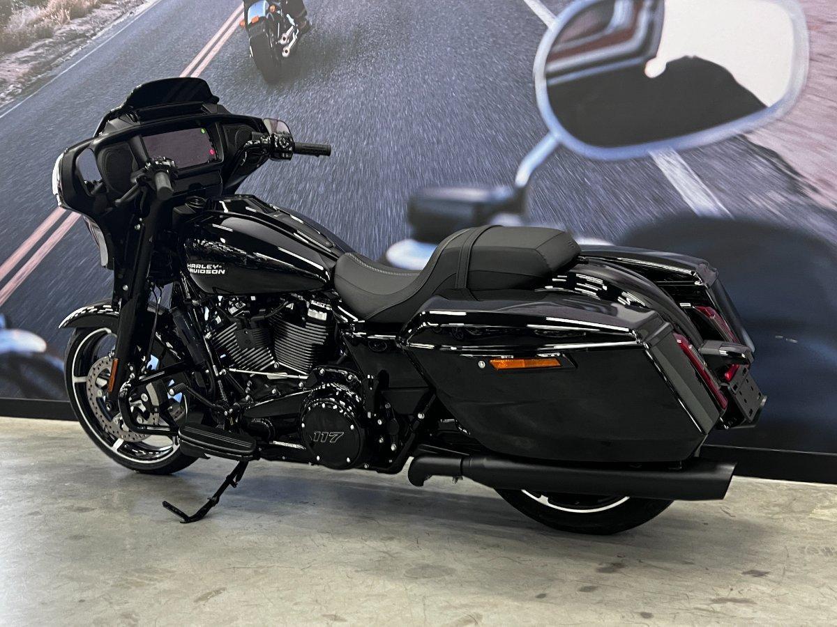 2026 HARLEY-DAVIDSON FLHX STREET GLIDE (117) CRUISER