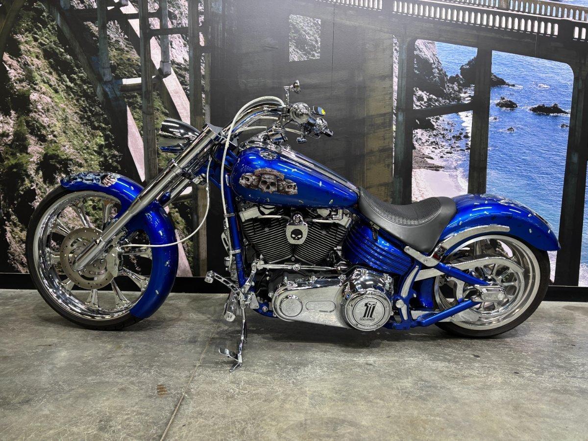 2009 HARLEY-DAVIDSON FXCWC ROCKER C CRUISER
