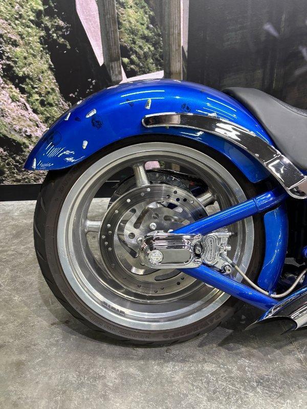 2009 HARLEY-DAVIDSON FXCWC ROCKER C CRUISER