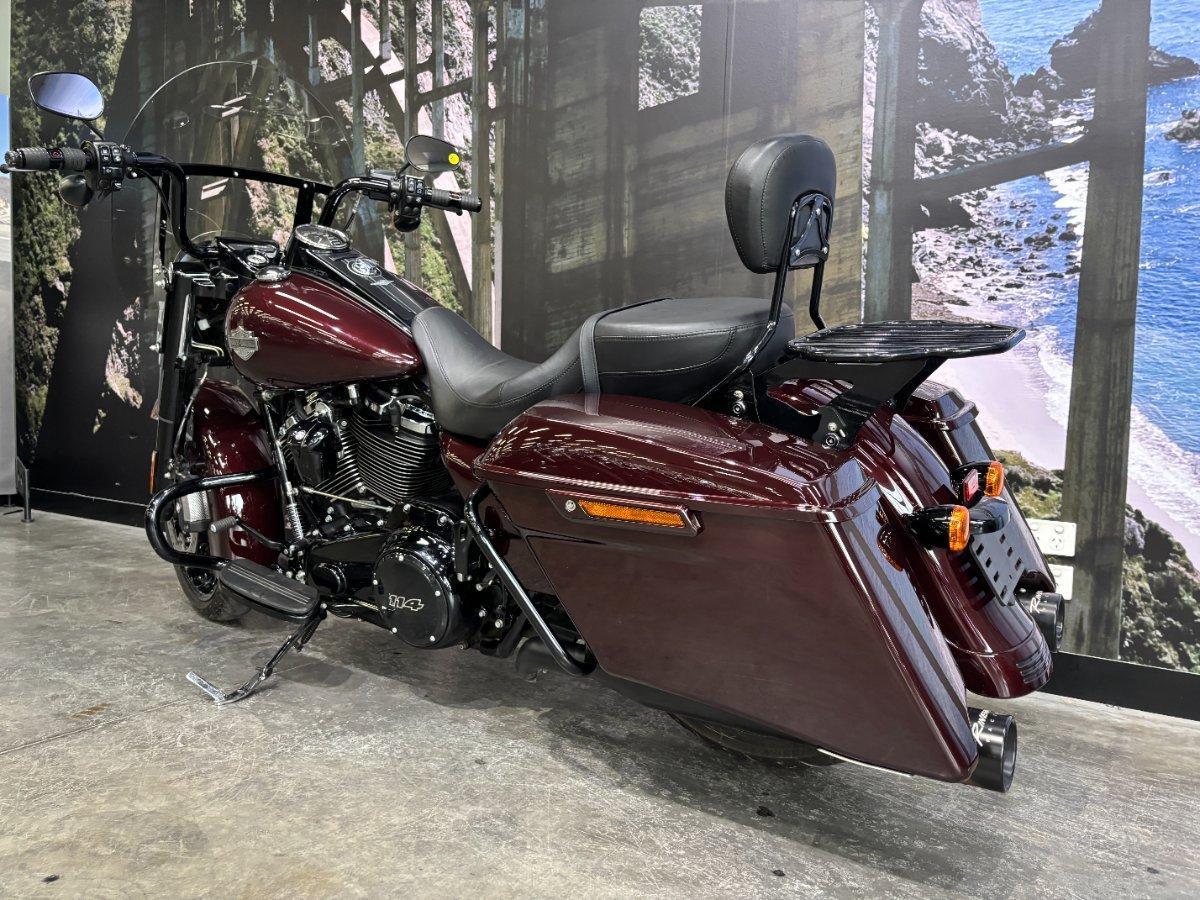 2022 HARLEY-DAVIDSON FLHRXS ROAD KING SPECIAL CRUISER