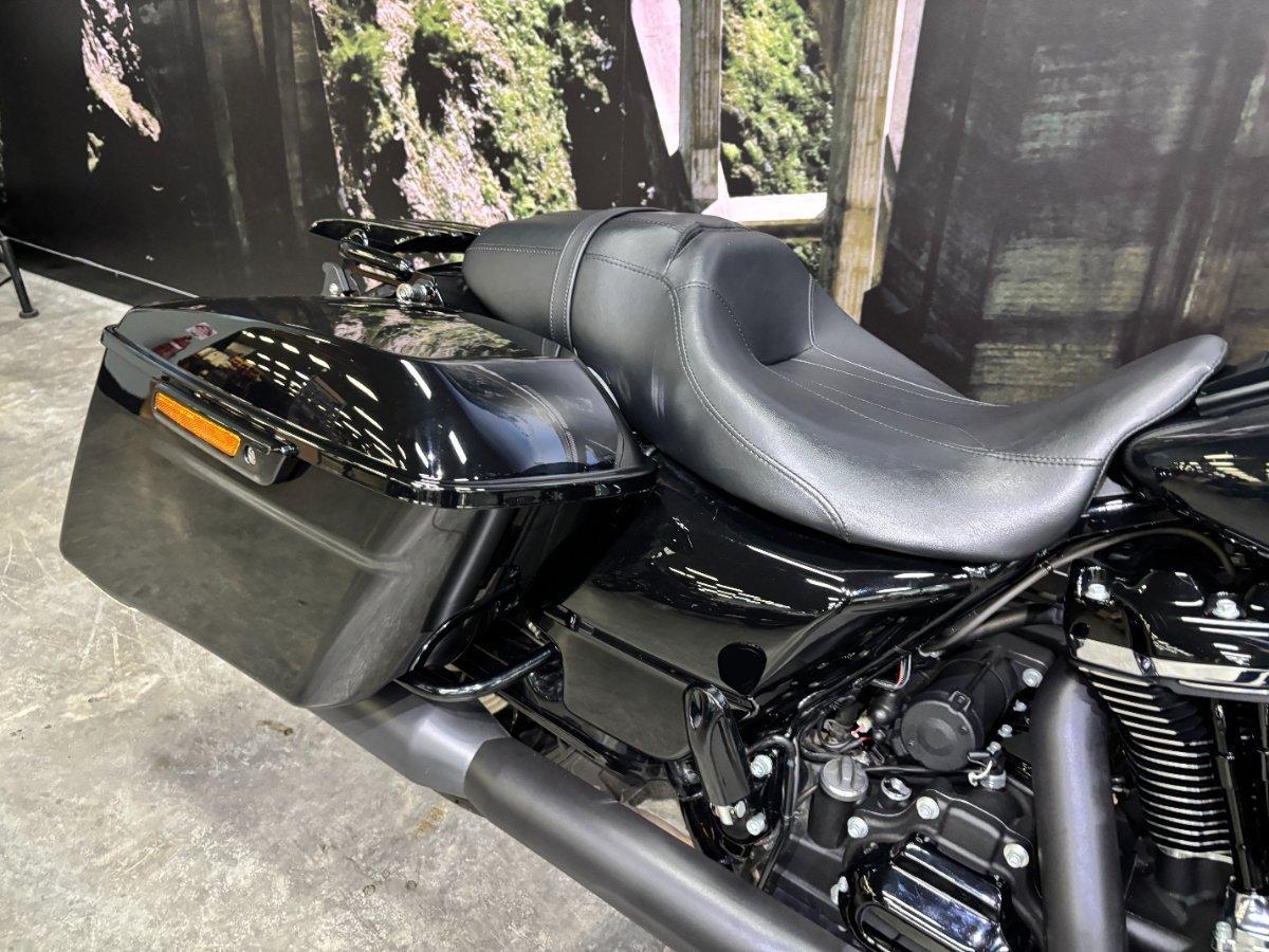2018 HARLEY-DAVIDSON FLHRXS ROAD KING SPECIAL CRUISER