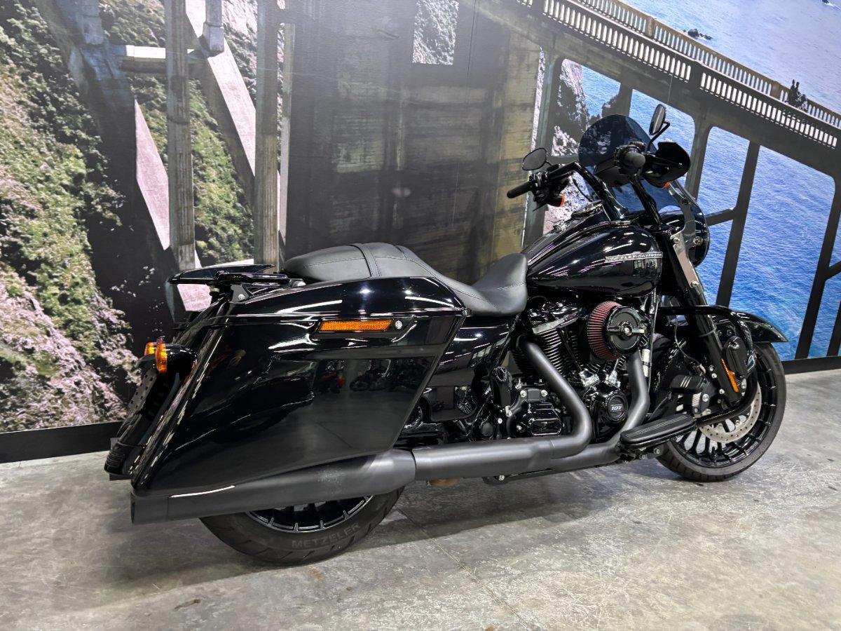 2018 HARLEY-DAVIDSON FLHRXS ROAD KING SPECIAL CRUISER